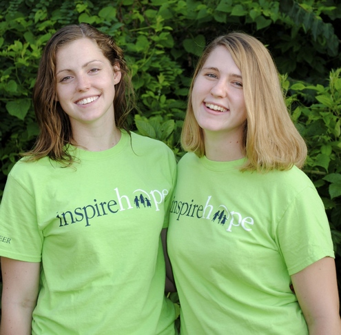 Volunteer Spotlight: Gabriella and Meredith Padgett