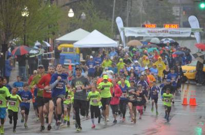 Hundreds Brave the Wet Weather to Inspire Hope 