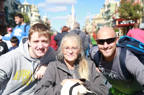 Jon serving a family at the Jan. 2016 Legacy Retreat®