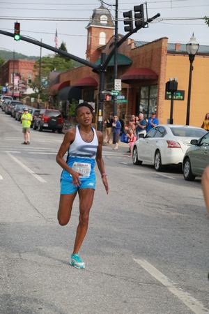 Read more about the article Athlete Spotlight: Shawanna White