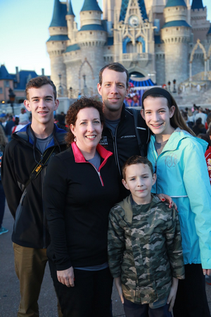 John Thomas Raises Money for IoH in Big Sur Marathon