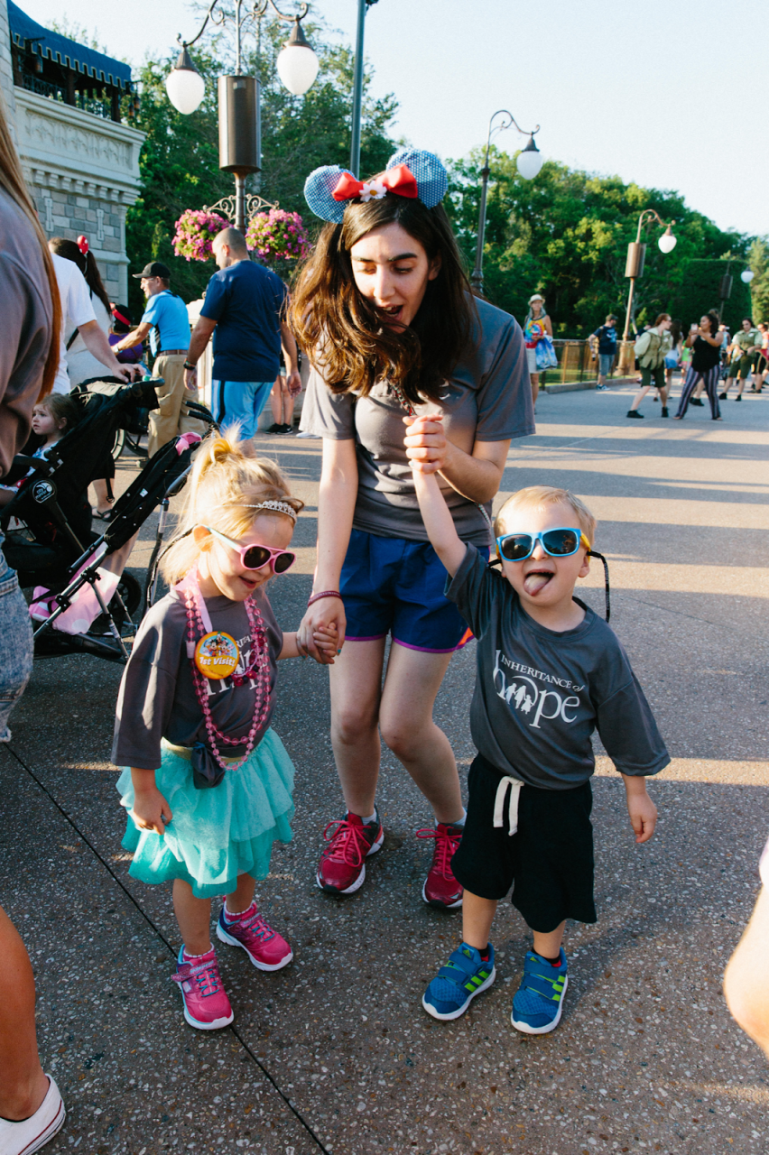 She’s got the moves! Anna is always ready to do anything to make a family’s trip memorable.  Here she is dancing with the Dougall kids in Orlando.